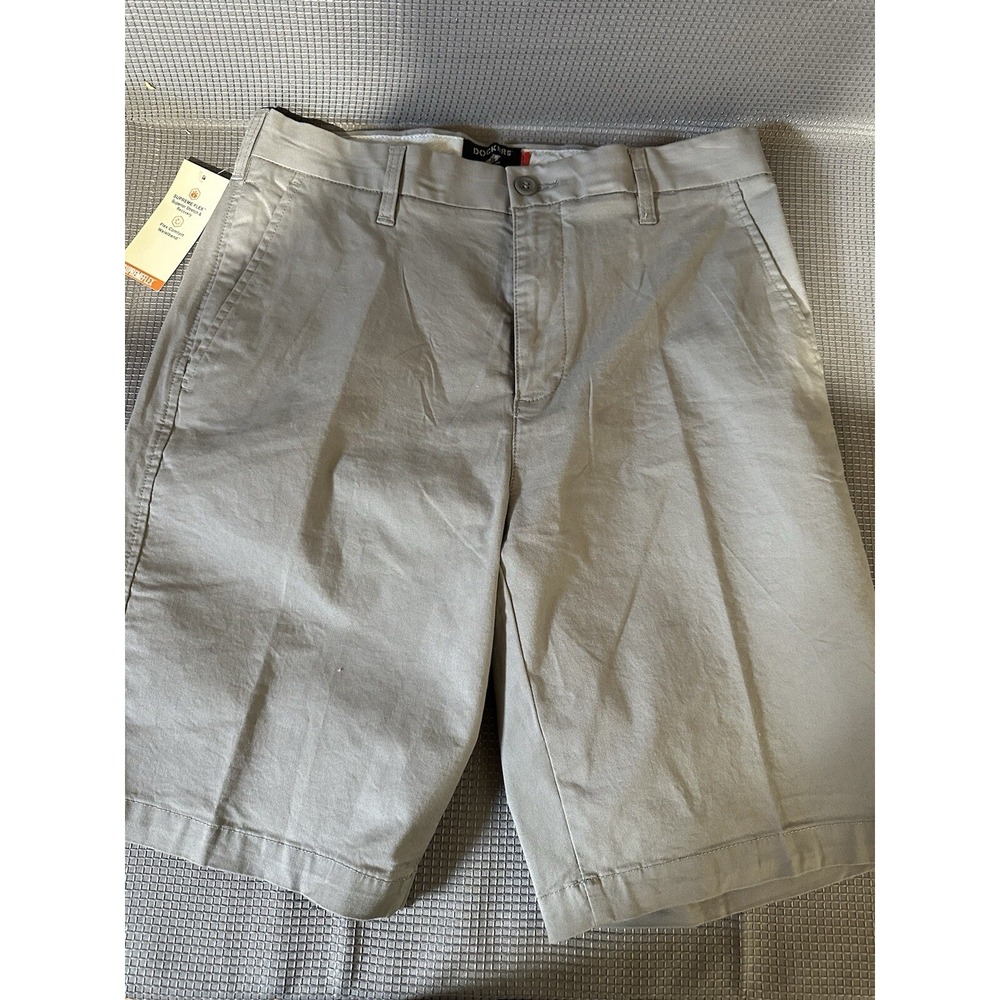 Dockers, Men's Dockers Ultimate SHORT Supreme Flex Straight-Fit Shorts Size 30